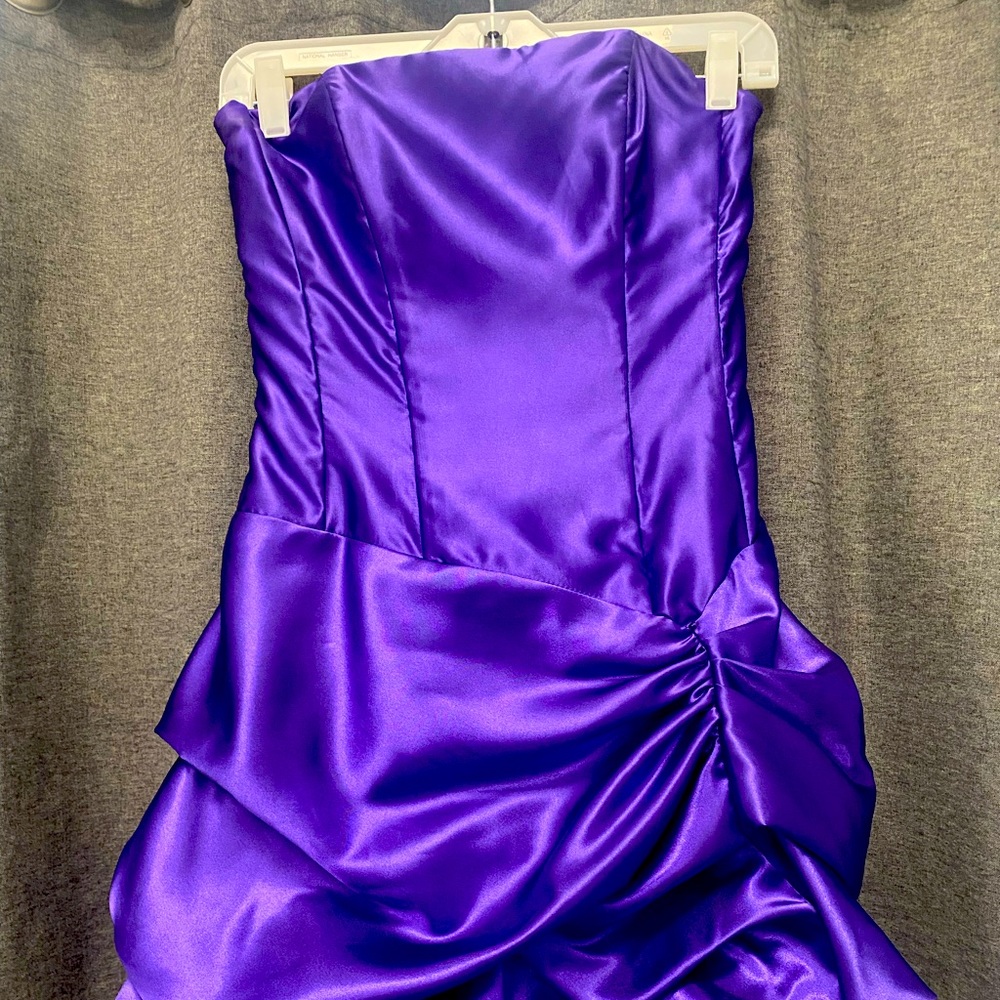 Strapless violet dress